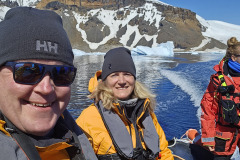 In the boat with Alex, ready for new adventures