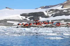 Arriving at Hope Bay