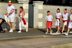 Target reached, Bayonne. Basque feast going on